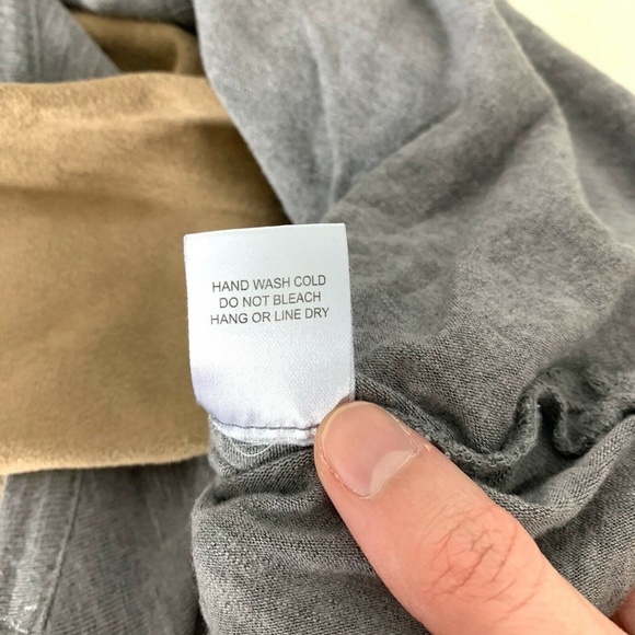 Chloe K Top Suede Sleeves Gray Tan - Picture 7 of 7